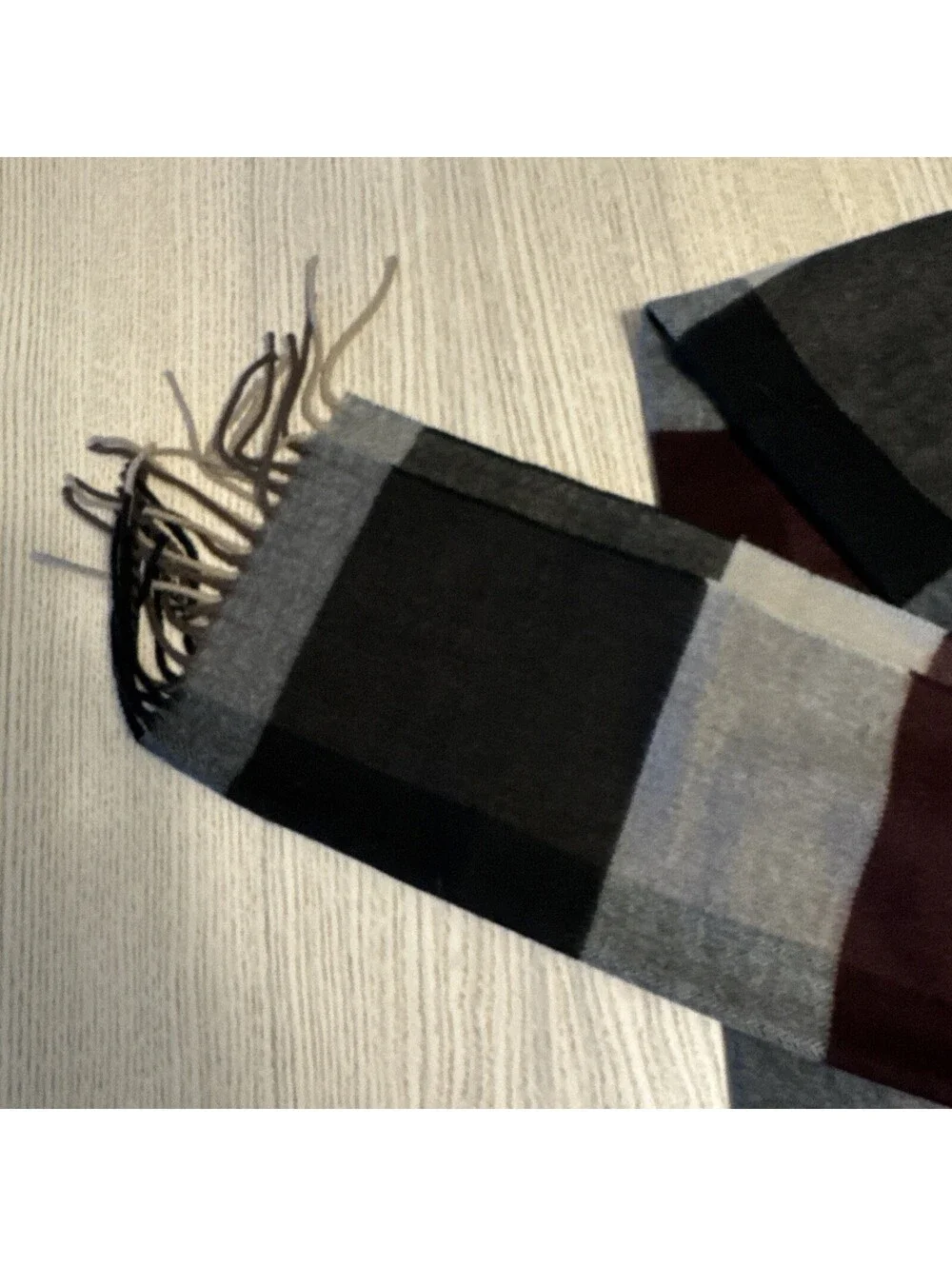 100% Cashmere Scarf Plaid Made in Scotland Gray Maroon Herringbone Fringe